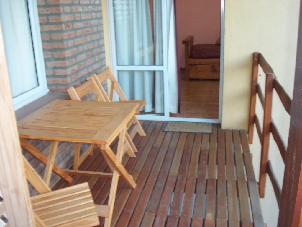 Cabanas El Dominador La Falda Rum bild